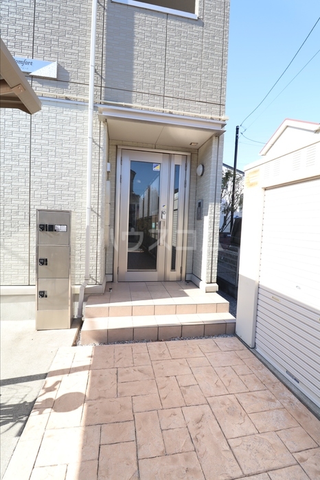 15/25 エントランス