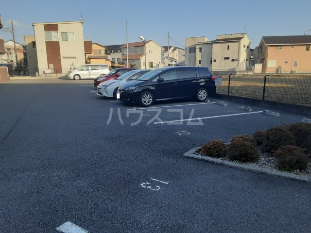 ソレアード・Ｓ駐車場