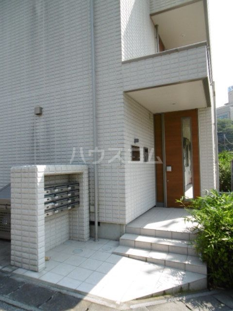 3/5 エントランス