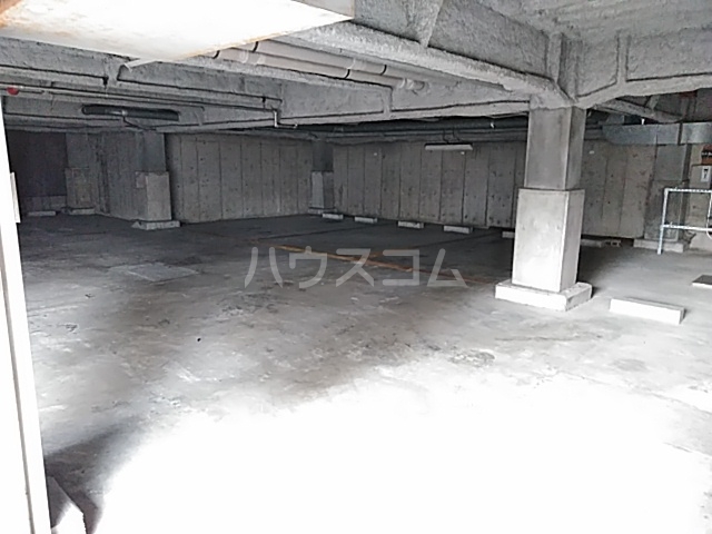 26/30 駐車場