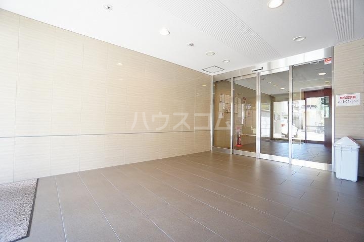 15/19 エントランス