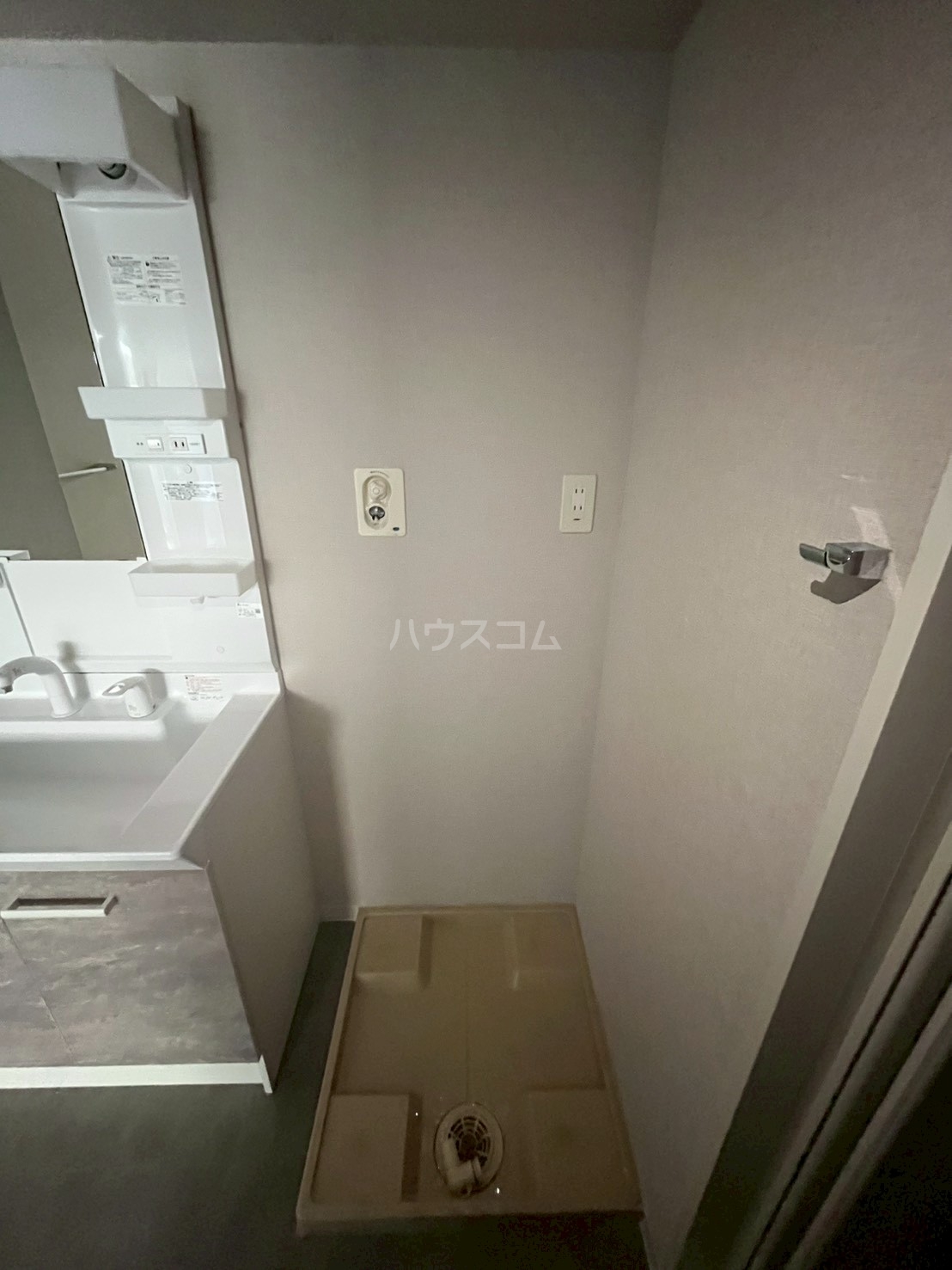 13/30 洗面