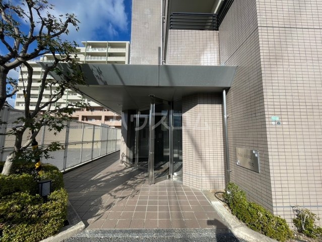 20/29 エントランス