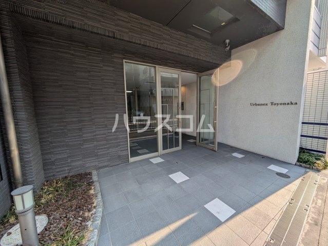 26/30 エントランス