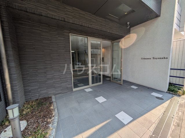 28/30 エントランス