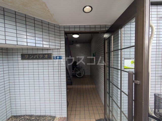 29/30 エントランス