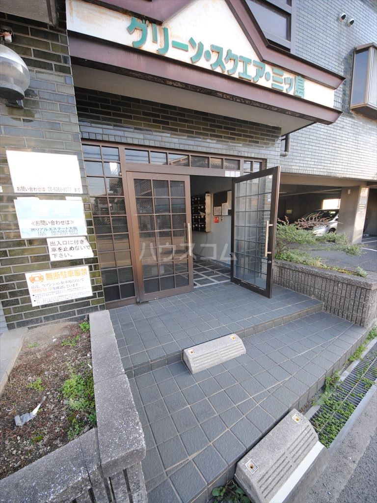 4/10 エントランス