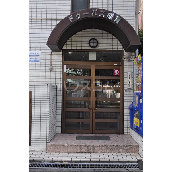 21/23 エントランス