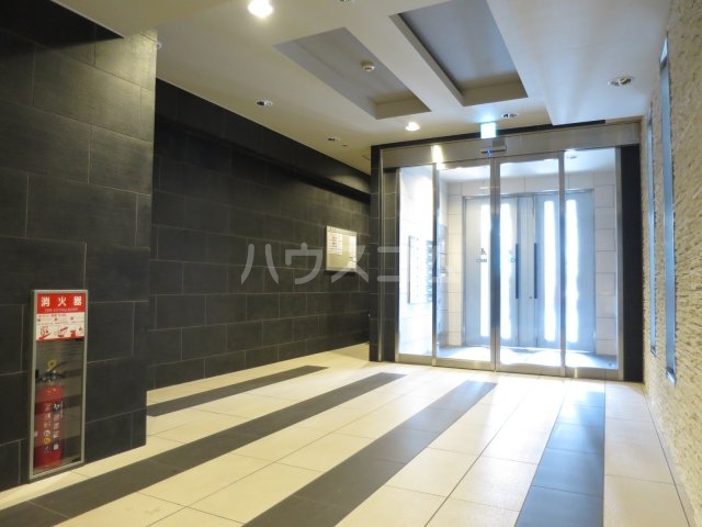 3/4 エントランス