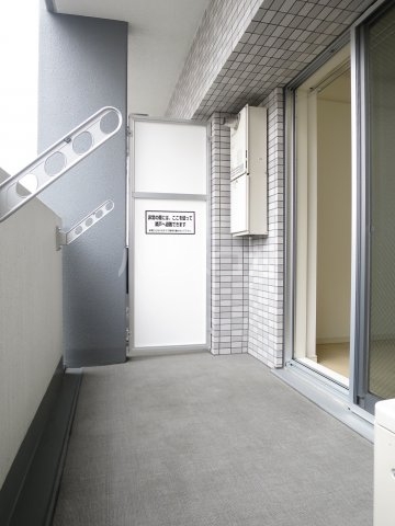 14/30 バルコニー