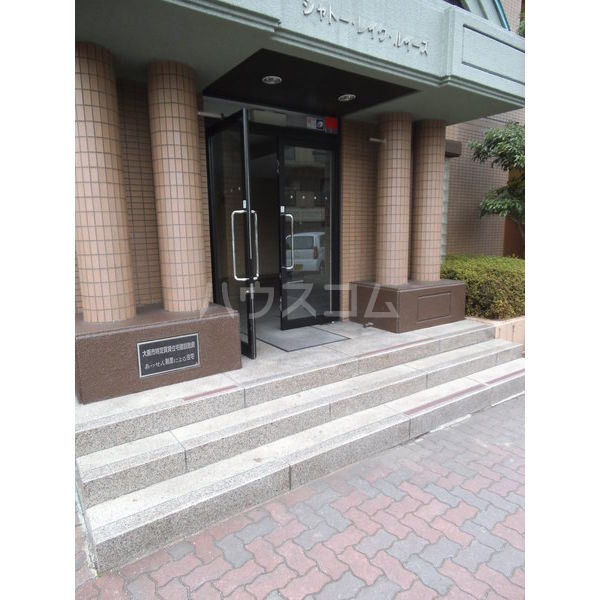 13/16 エントランス