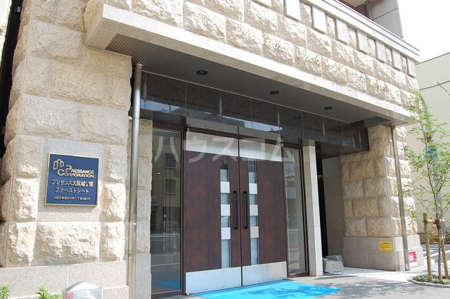 13/23 エントランス