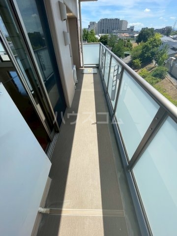 21/30 バルコニー