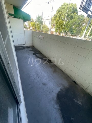 23/30 バルコニー