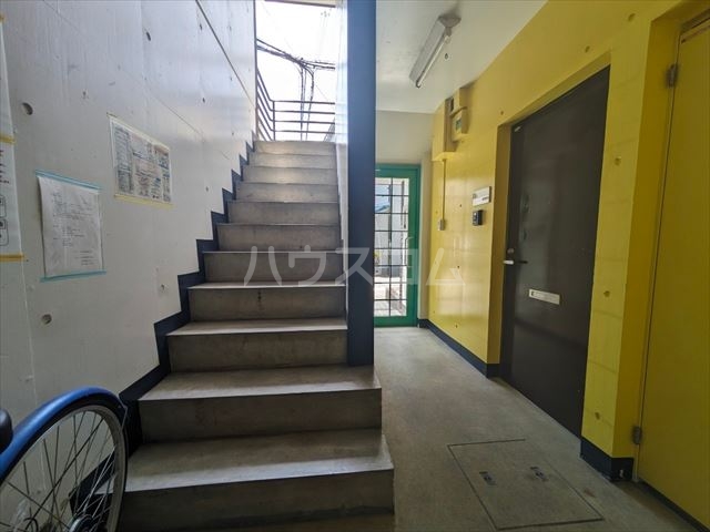 4/8 エントランス