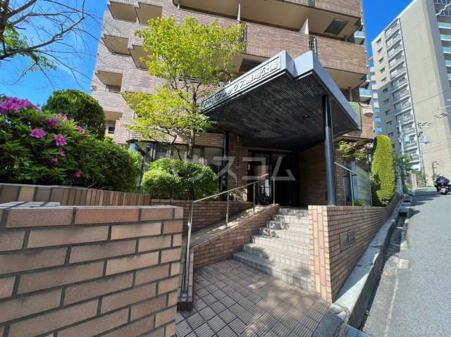 29/30 エントランス