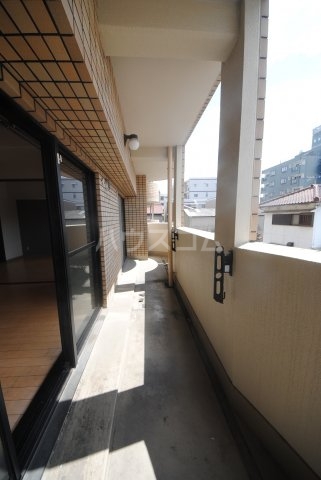 15/23 バルコニー