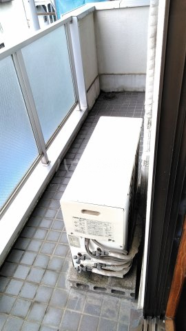 19/23 バルコニー