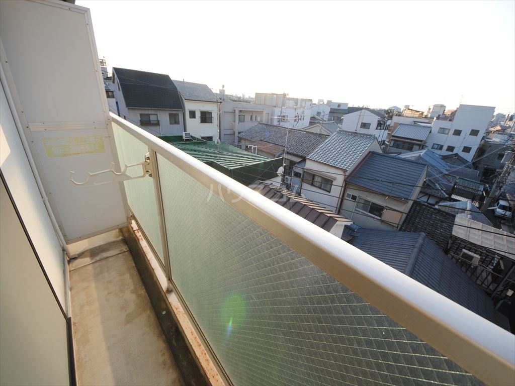 19/30 バルコニー