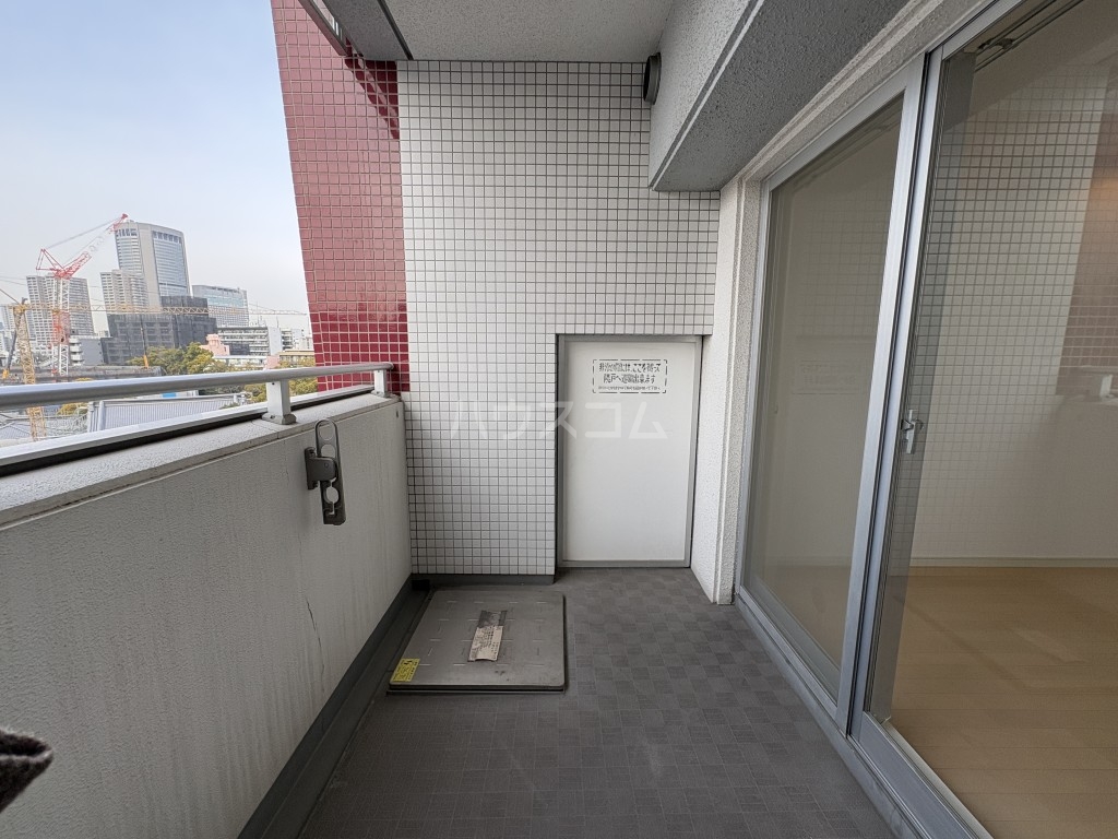 15/28 バルコニー