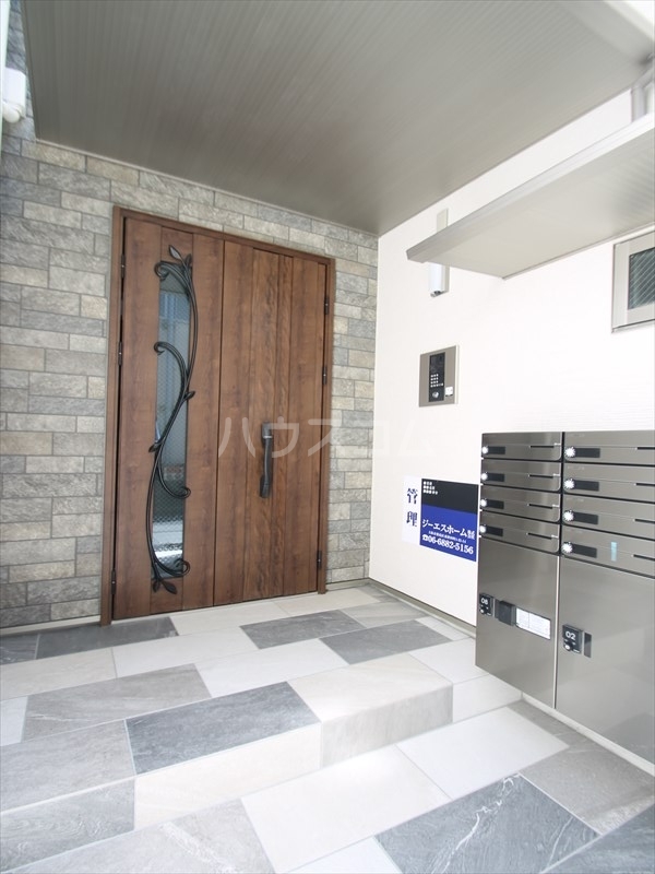 20/24 エントランス