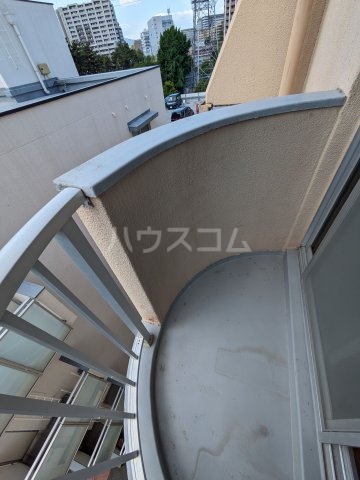 23/30 バルコニー