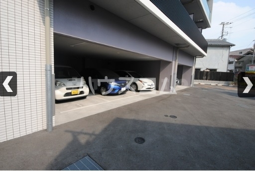 24/30 駐車場