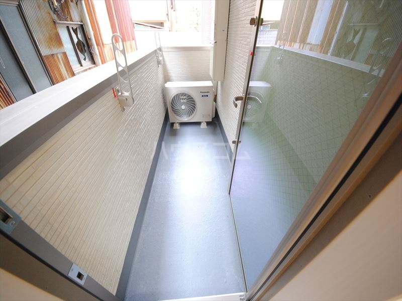 23/30 バルコニー