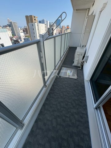 20/30 バルコニー