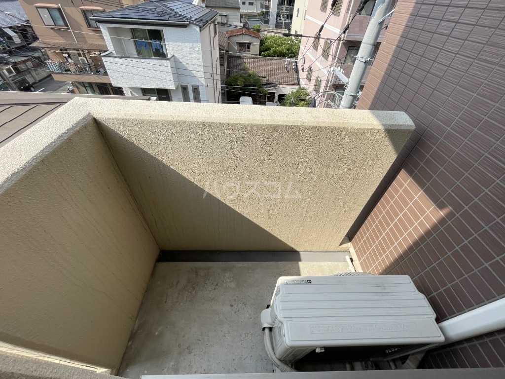 13/27 バルコニー