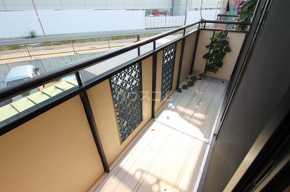 21/30 バルコニー