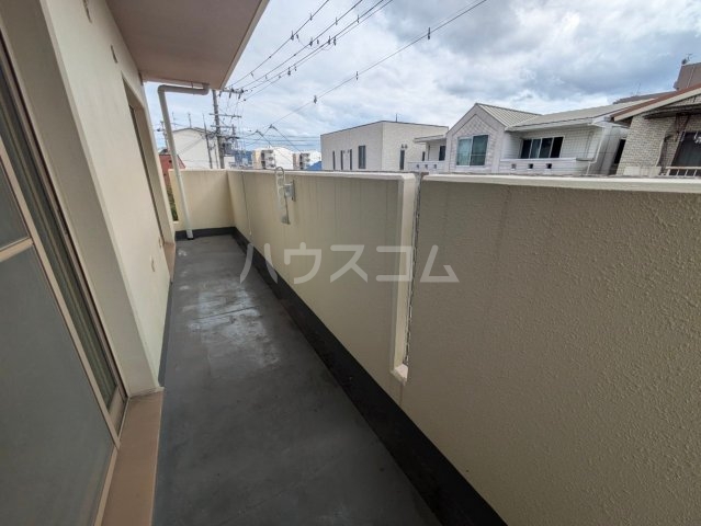 19/30 バルコニー