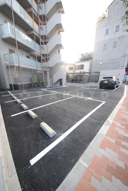 22/30 駐車場