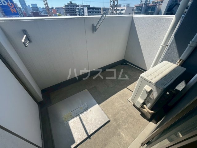 21/30 バルコニー