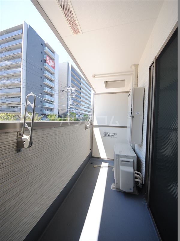 25/30 バルコニー