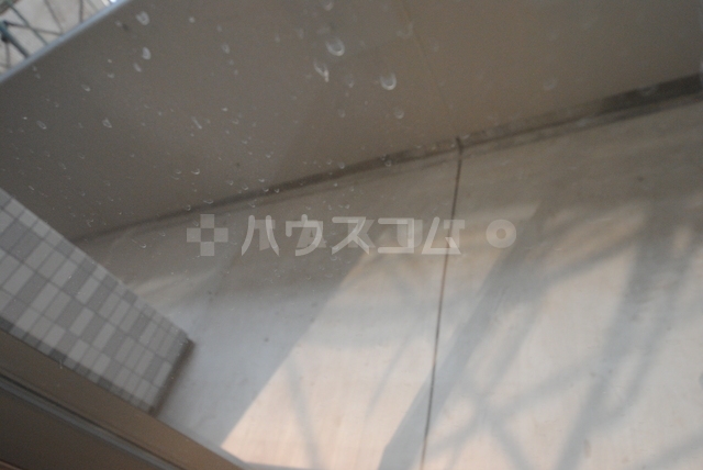 16/27 バルコニー