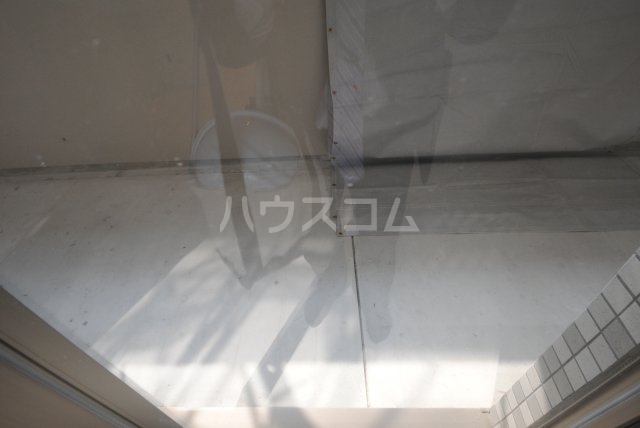 16/25 バルコニー