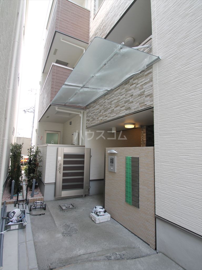 29/30 エントランス