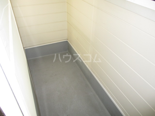 18/28 バルコニー