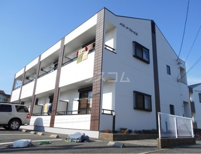 15/23 駐車場
