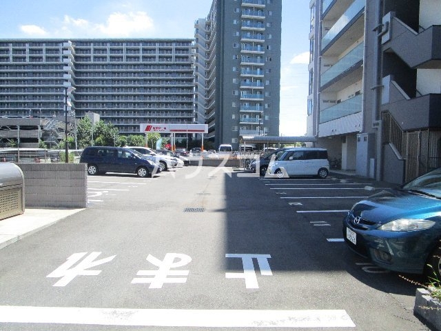 24/29 駐車場