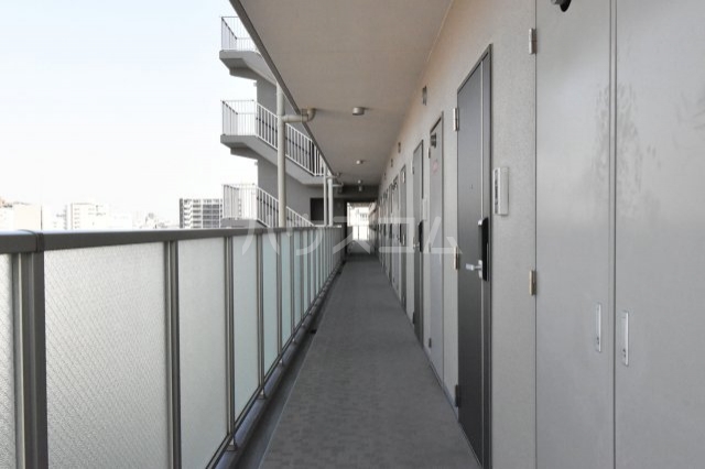 17/30 バルコニー