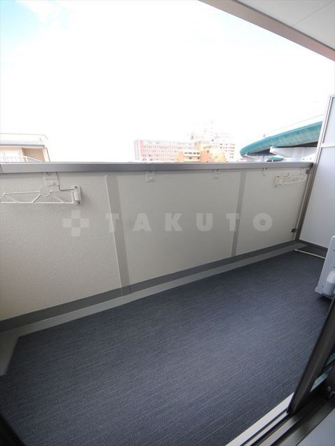 21/27 バルコニー