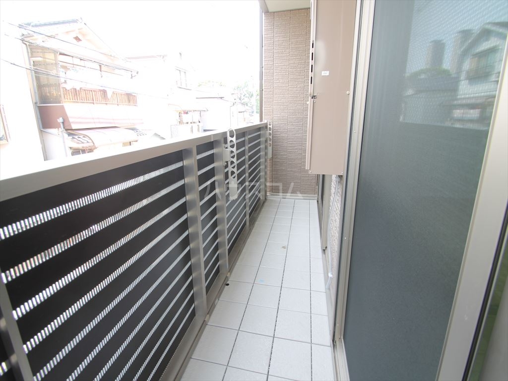 23/30 バルコニー