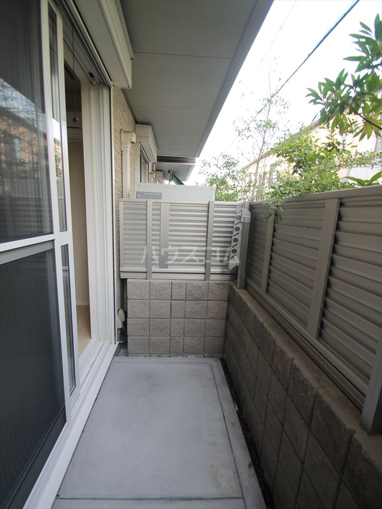 20/30 バルコニー