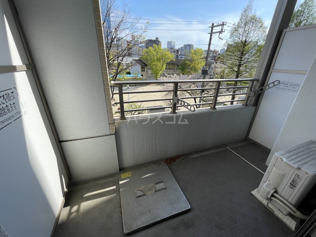 13/27 バルコニー