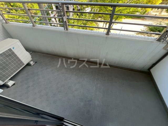 19/30 バルコニー