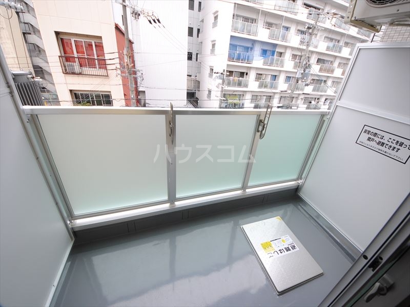 19/30 バルコニー