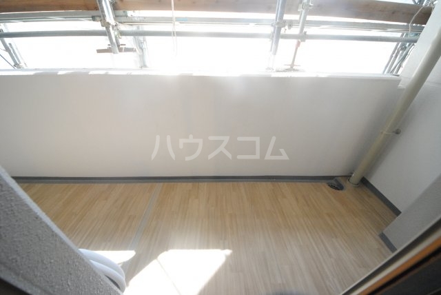 13/27 バルコニー