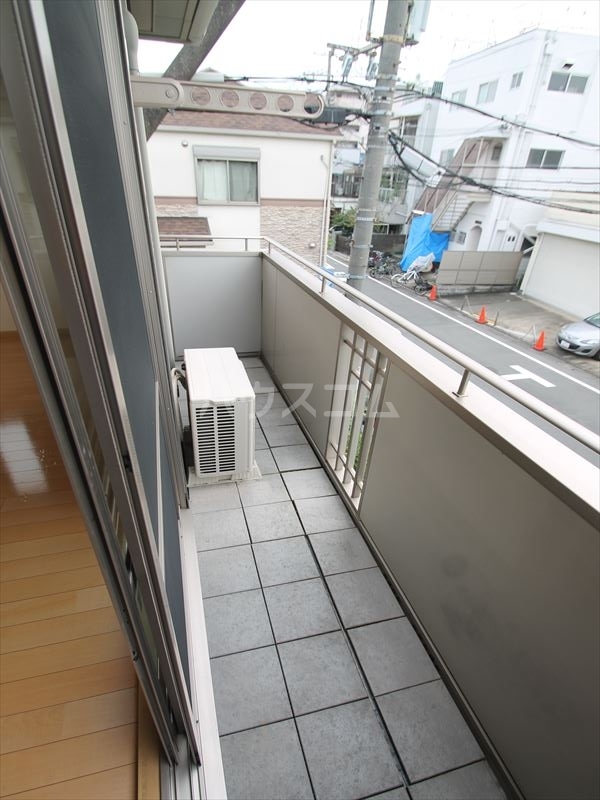 20/30 バルコニー